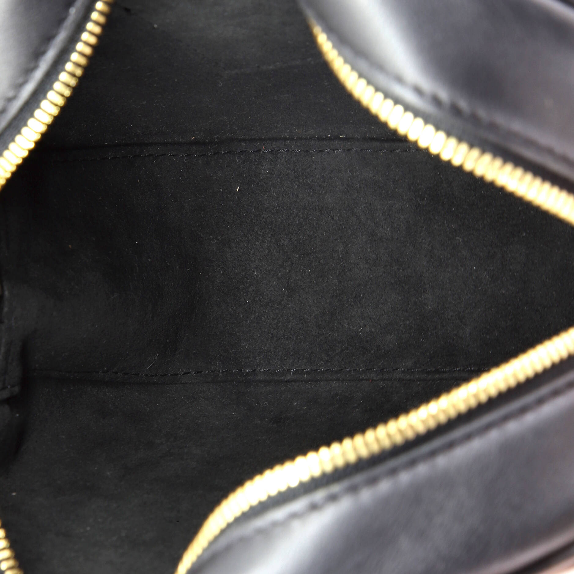 Louis Vuitton Boite Chapeau Souple Bag Monogram Vernis MM