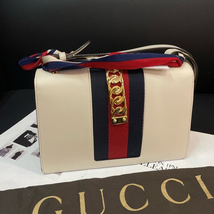 Gucci Sylvie Leather Shoulder Bag Style 2