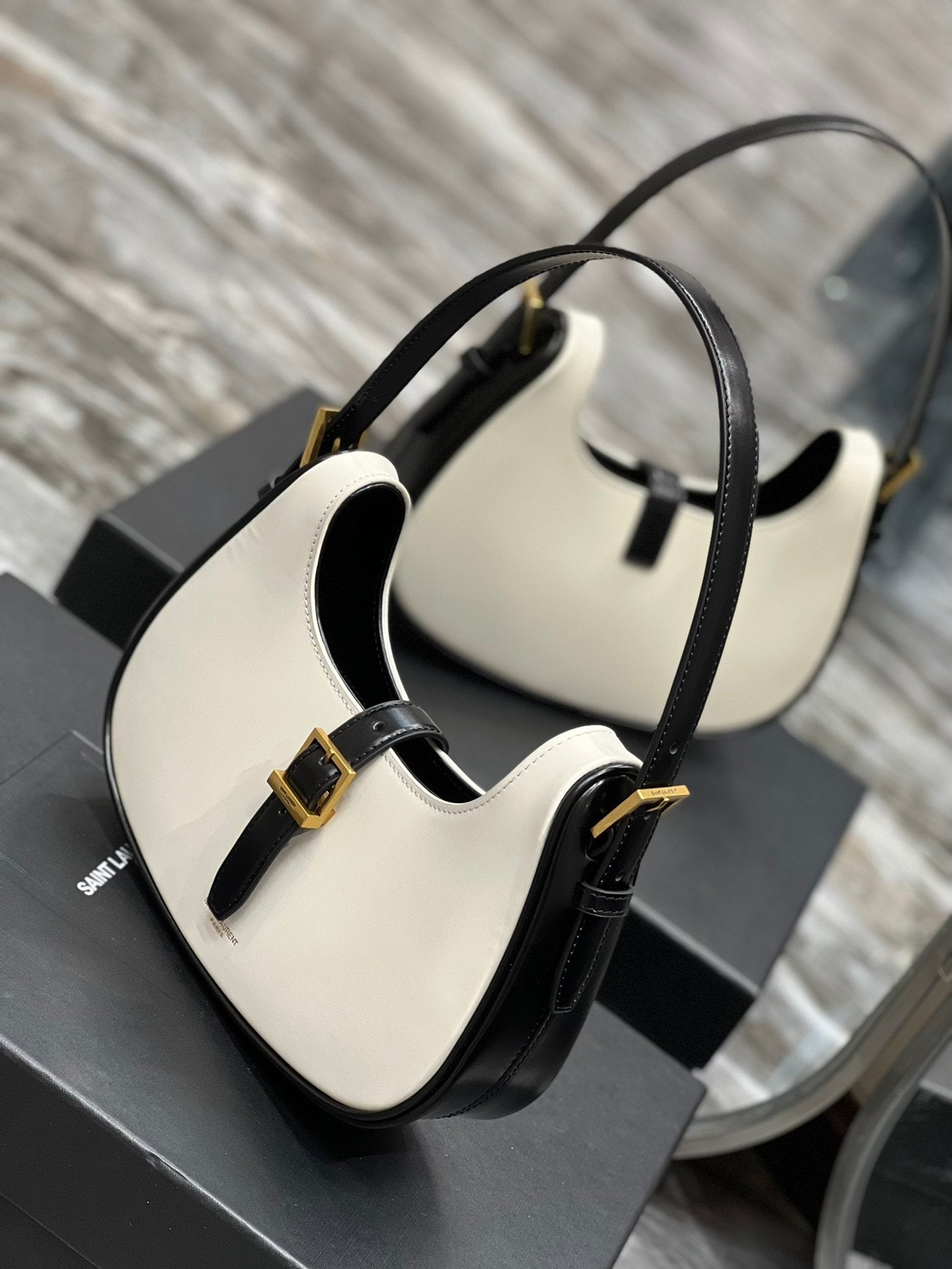 Yves Saint Laurent Le Fermoir Hobo Bag White With Gold Hardware
