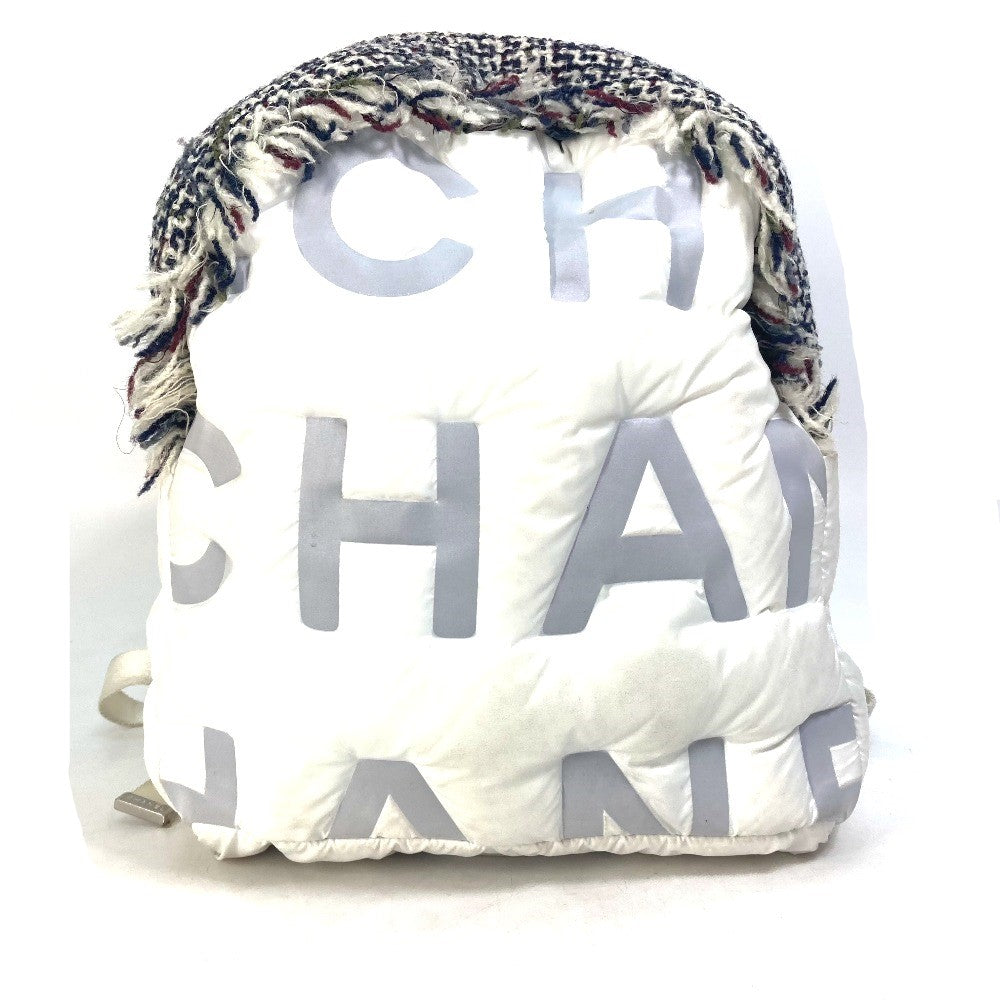 CHANEL Backpack A91933 Nylon, Tweed white fringed bag Doudone