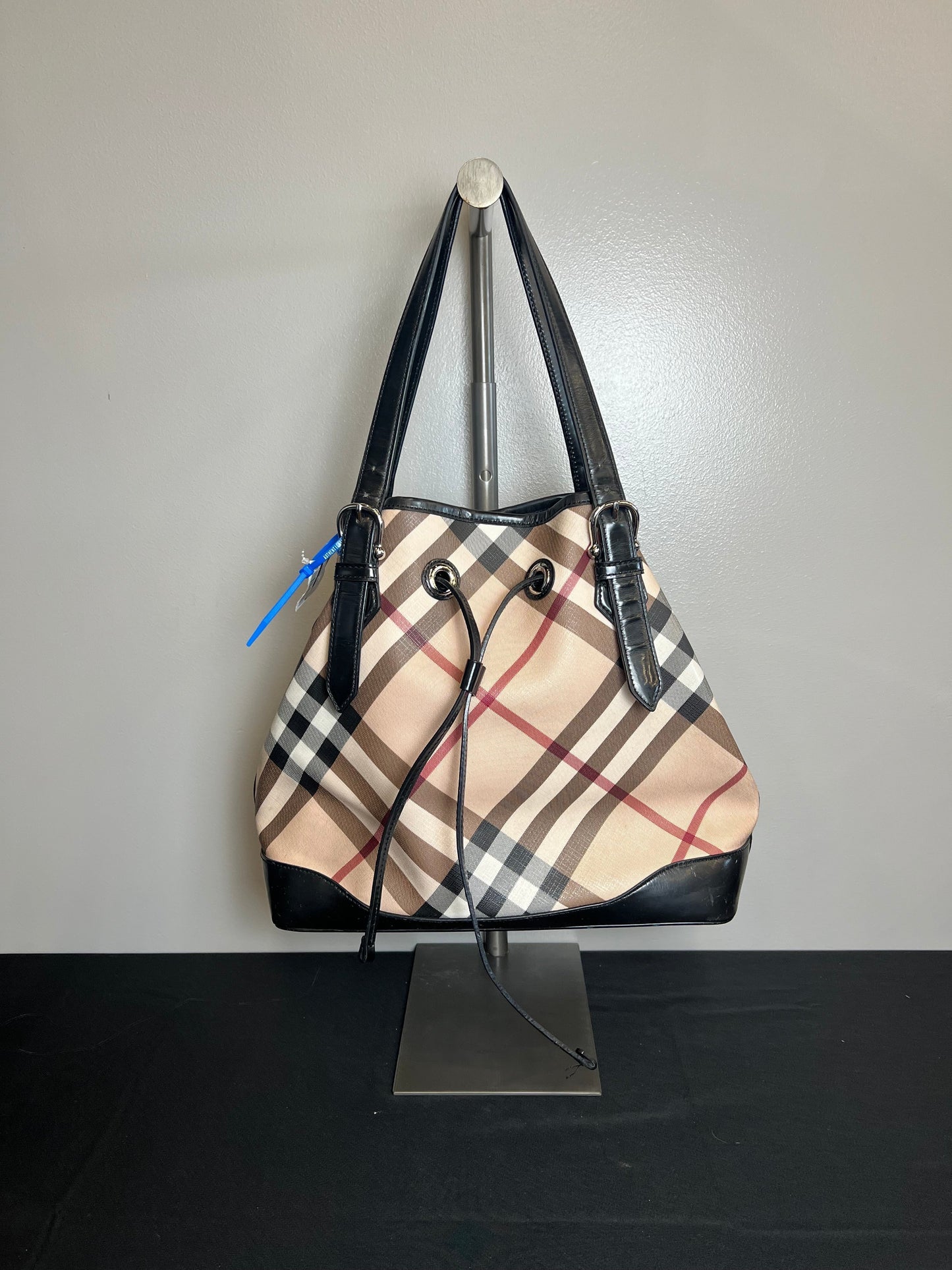 Handbag Luxury Designer By Burberry Size: Medium
