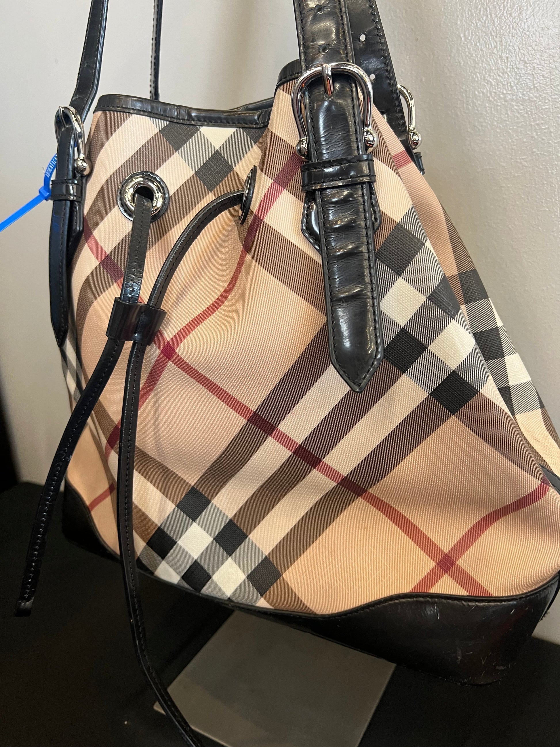 Handbag Luxury Designer By Burberry Size: Medium