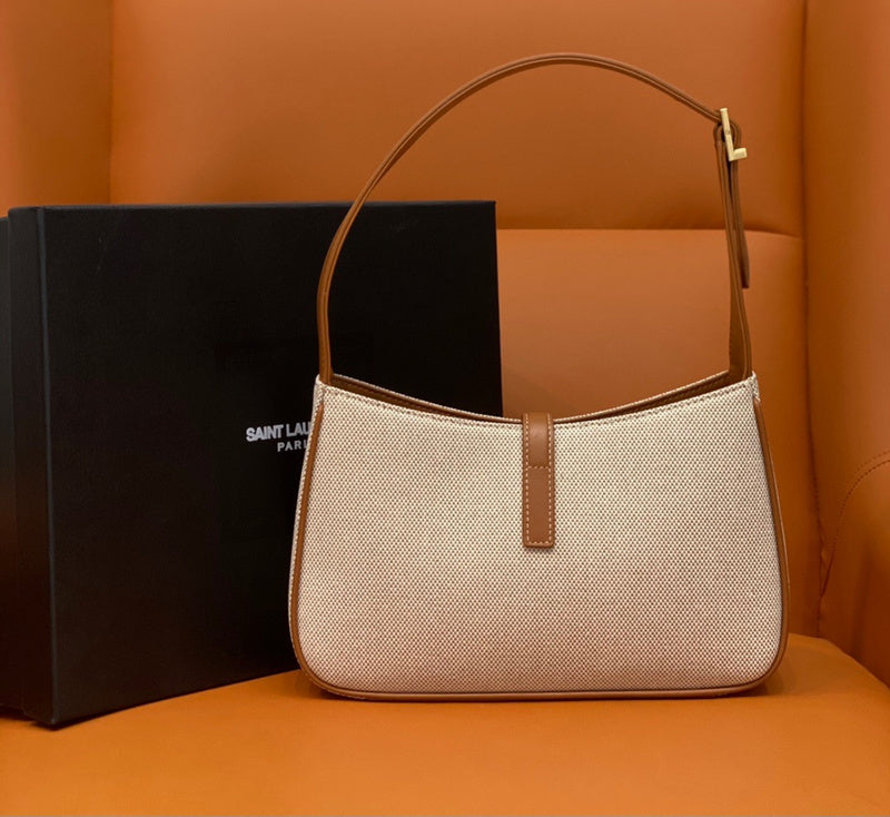 Yves Saint Laurent - Bags