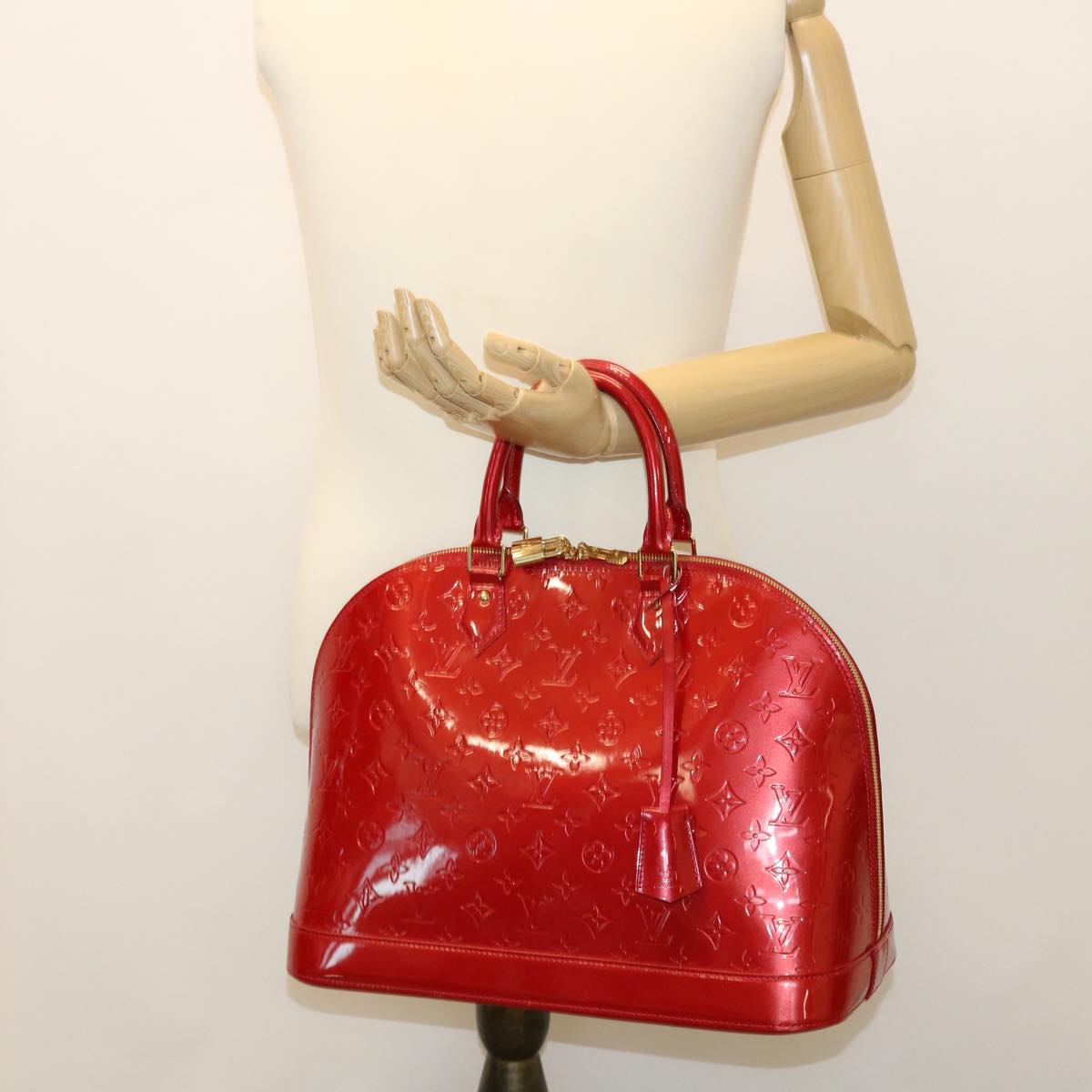 LOUIS VUITTON Monogram Vernis Alma GM Hand Bag Pomme D'amour M93596 38749