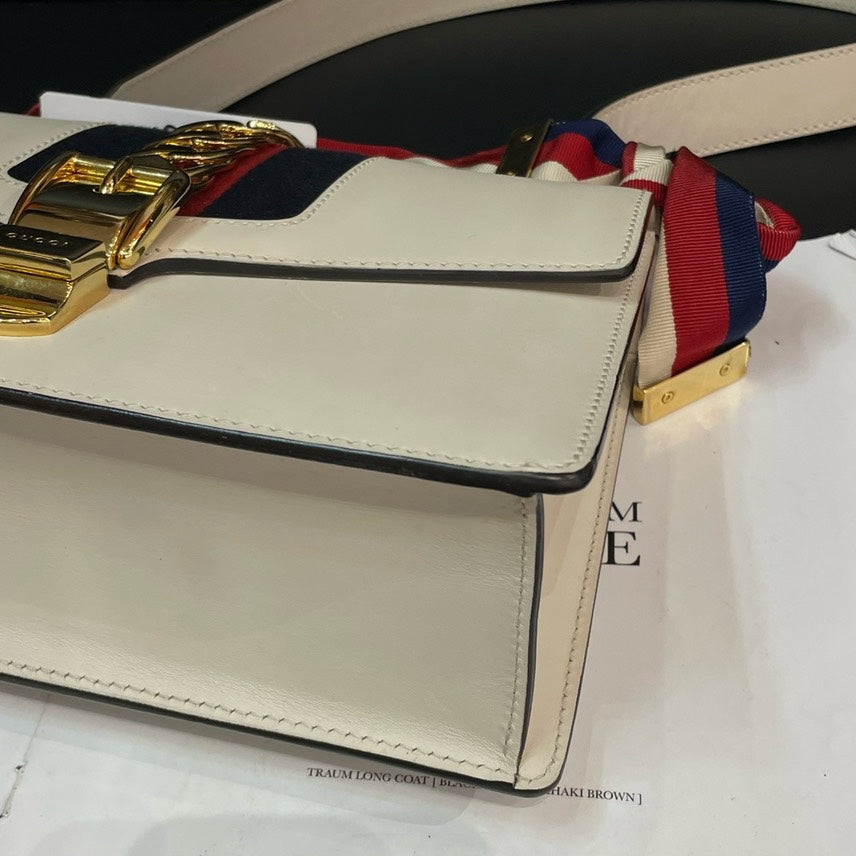 Gucci Sylvie Leather Shoulder Bag Style 2