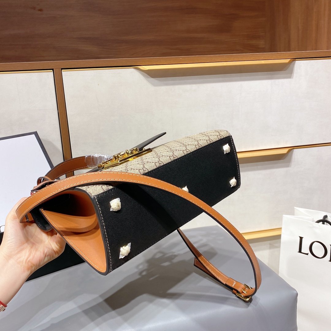 Gucci Arrival Handbag Style 26