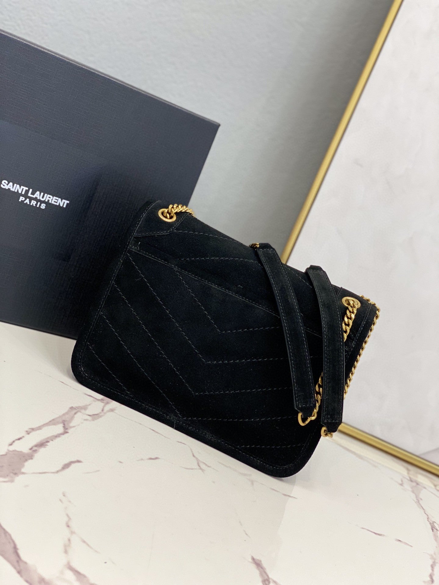 Yves Saint Laurent Niki Baby Chain Bag Black