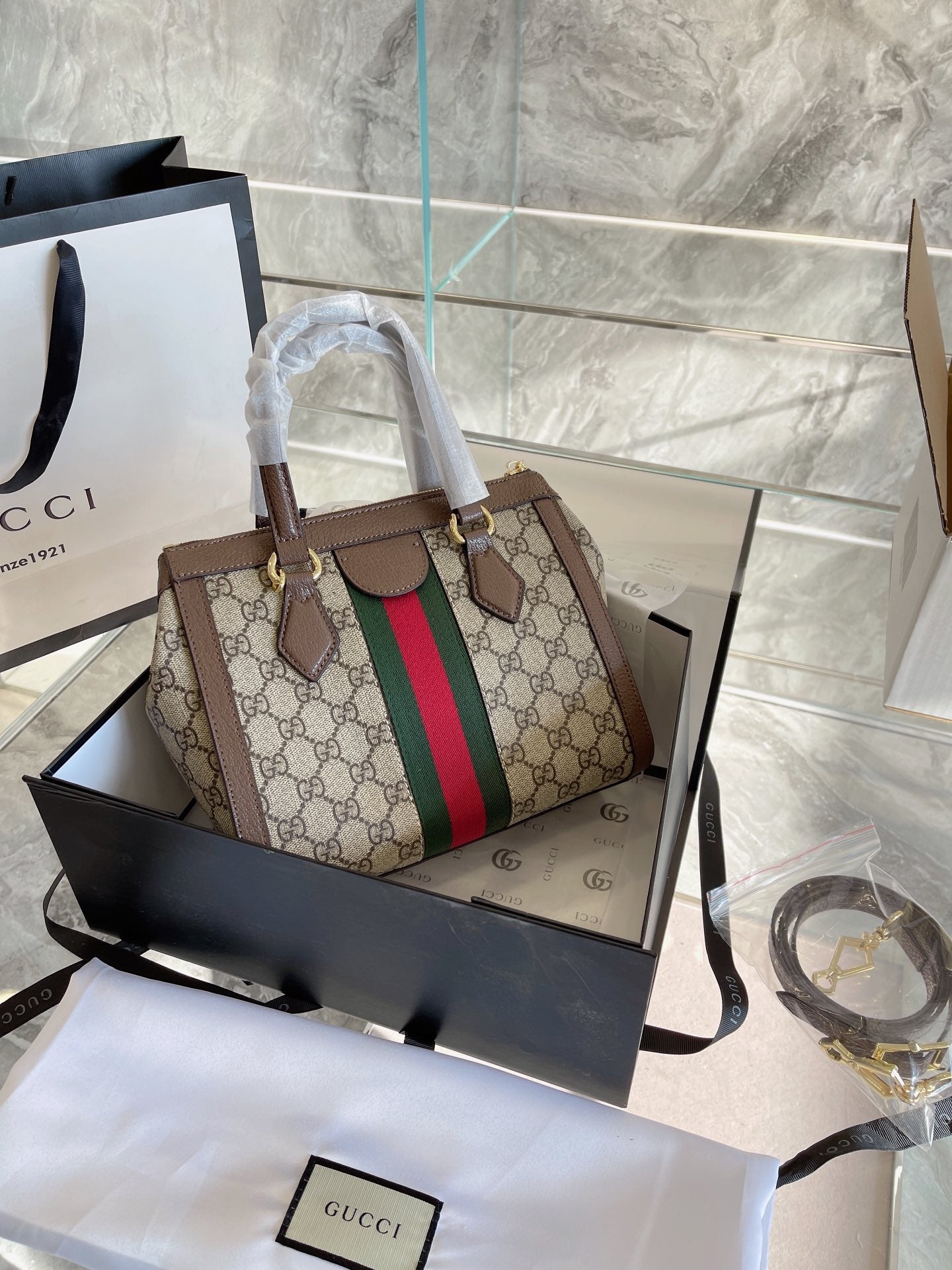 Gucci Arrival Handbag Style 81