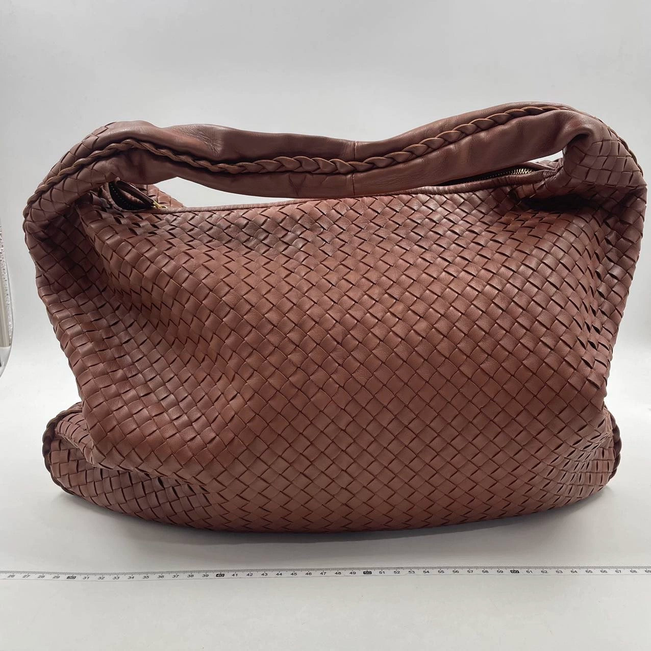 Bottega Veneta Intrecciato Hobo Bag in Brown Red Nappa leather Large