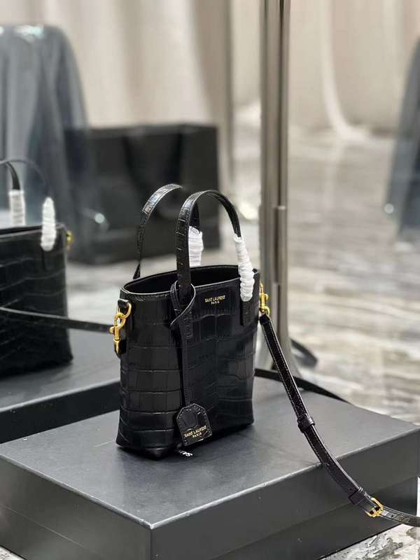 Yves Saint Laurent - Bags