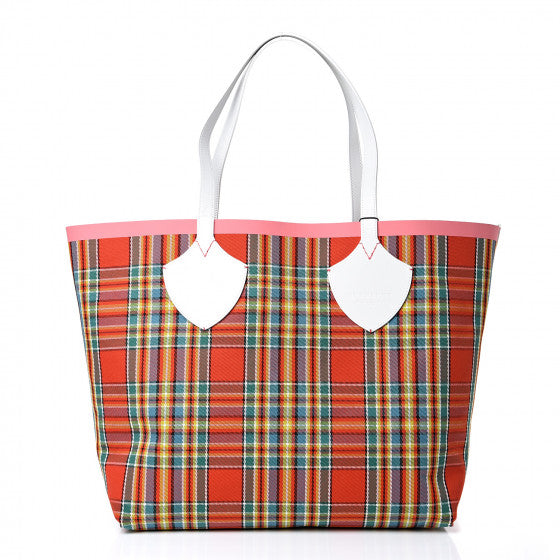 Burberry Check The Giant Reversible Tote