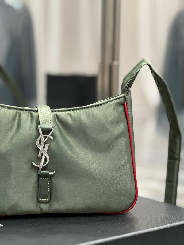 Yves Saint Laurent - Bags