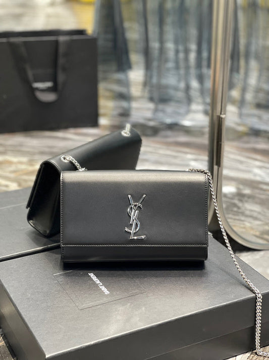 Yves Saint Laurent - Bags