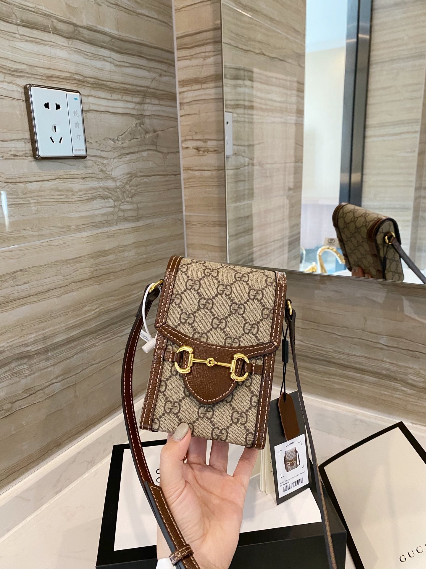 Gucci Arrival Handbag Style 52
