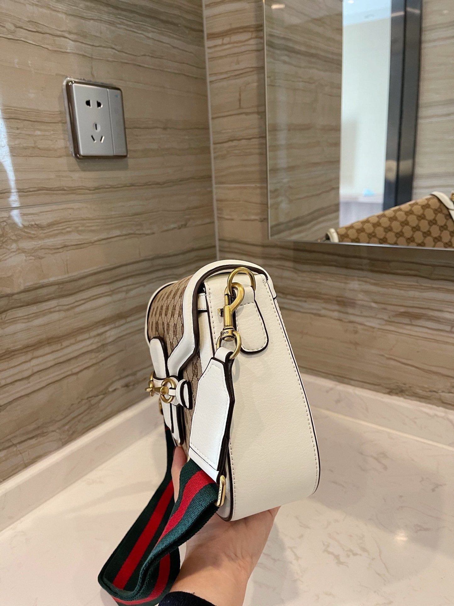 Gucci Arrival Handbag Style 102