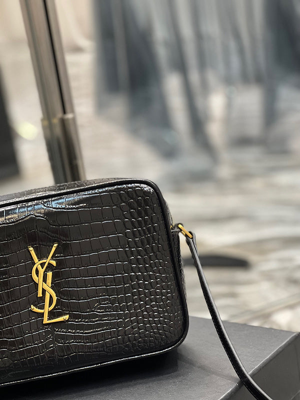 Yves Saint Laurent - Bags