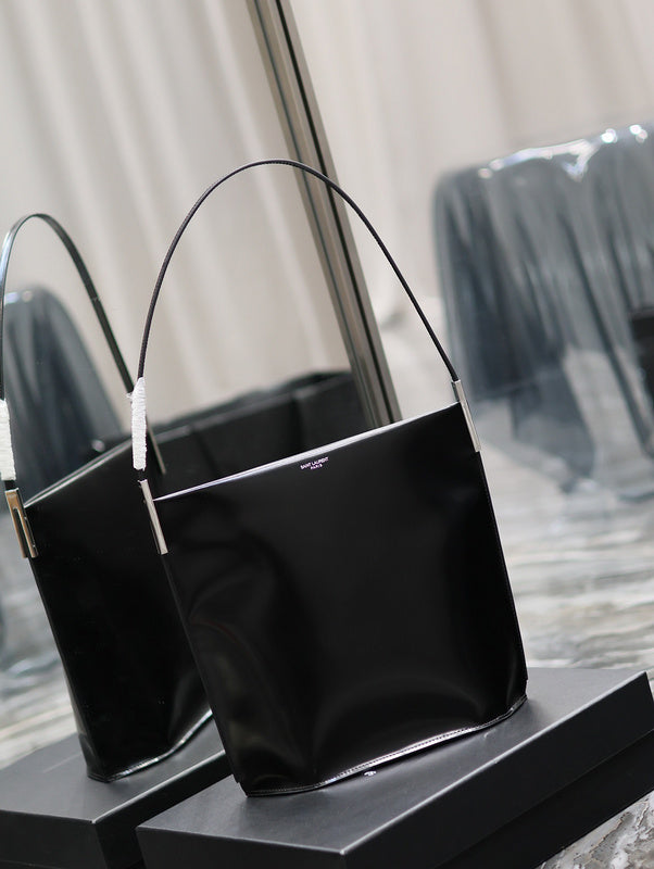 Yves Saint Laurent - Bags