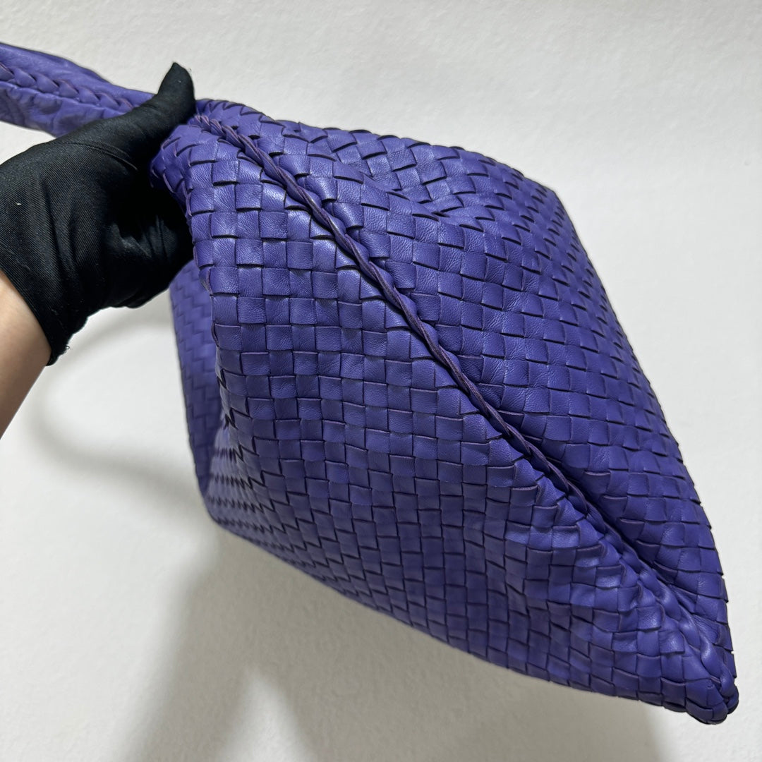 Bottega Veneta Hobo Bag Large Purple Leather 50cm