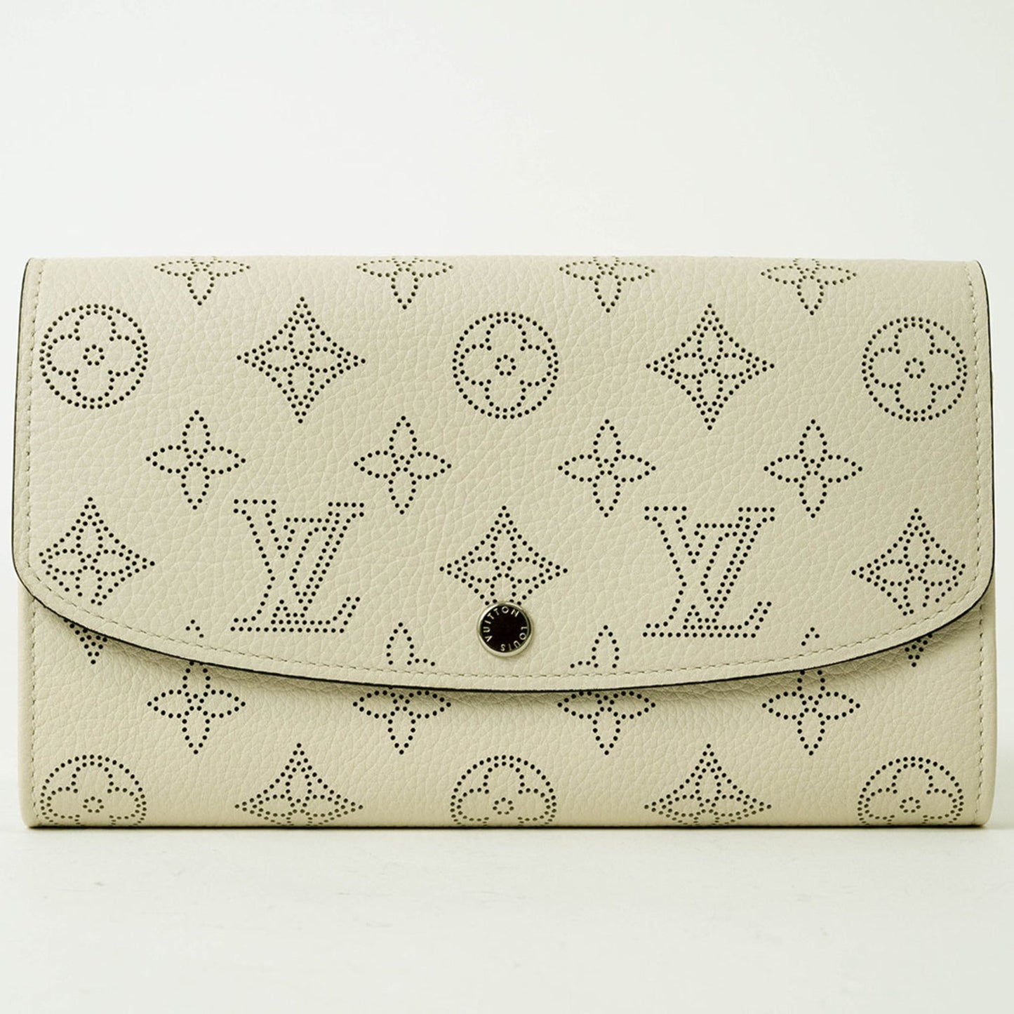 Louis Vuitton Lv ivory Leather Long Wallet (Bi-Fold)