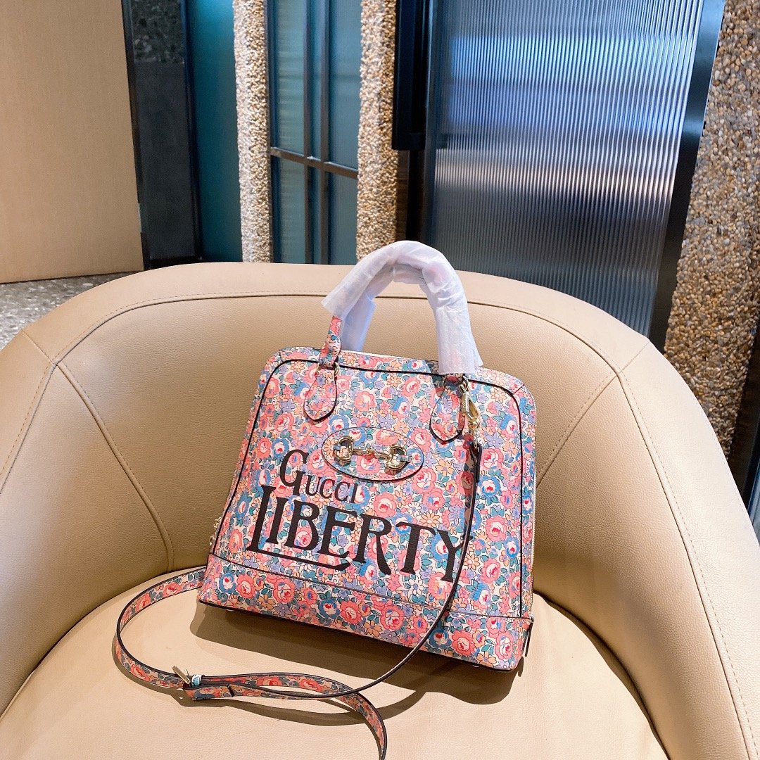 Gucci Arrival Handbag Style 41