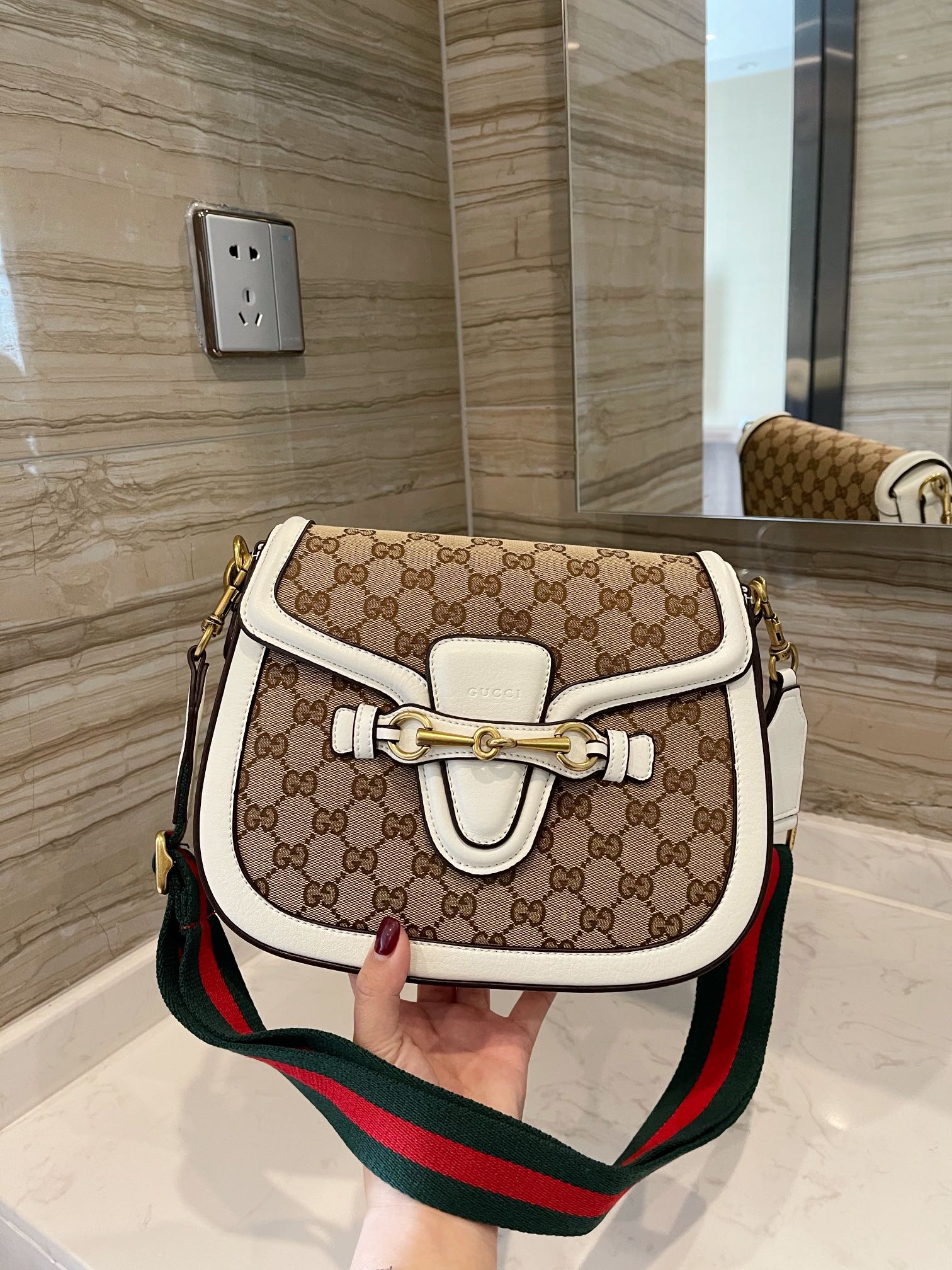Gucci Arrival Handbag Style 102