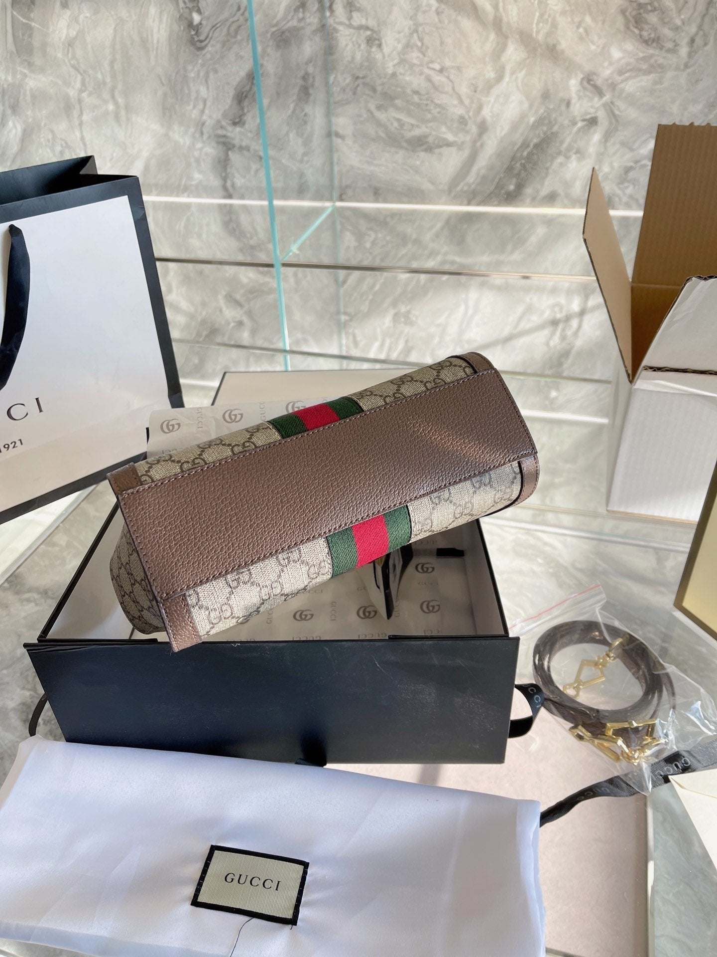 Gucci Arrival Handbag Style 81
