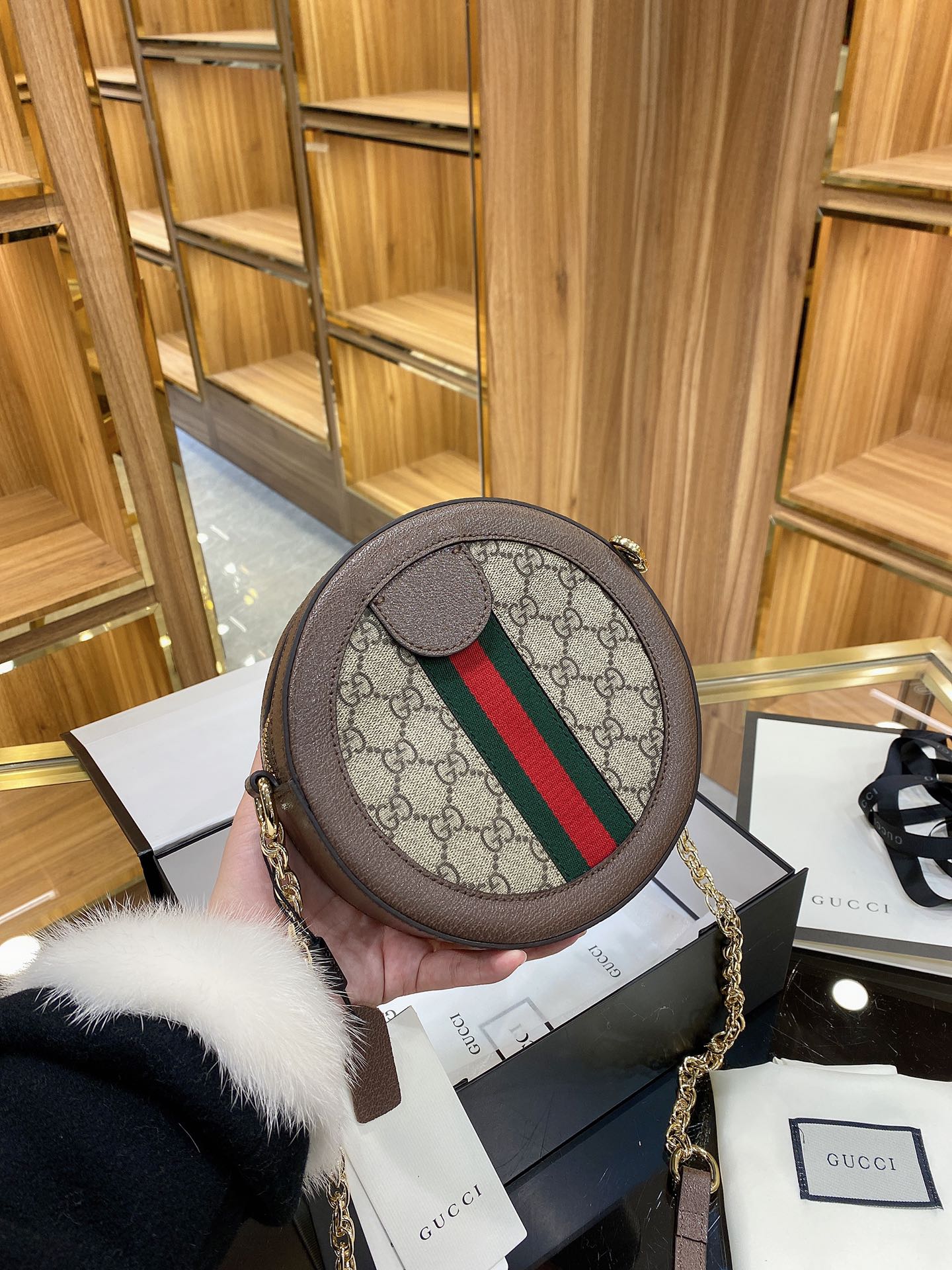Gucci Arrival Handbag Style 36