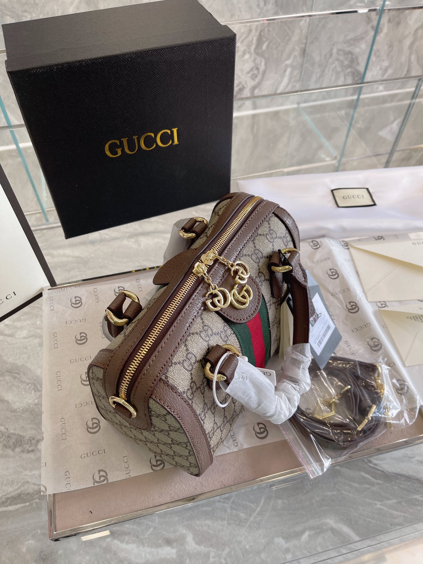 Gucci Arrival Handbag Style 70
