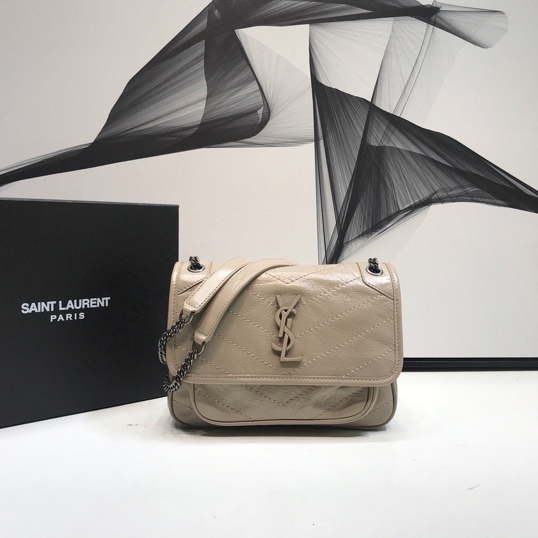 Yves Saint Laurent Niki Baby Chain Bag In Crinkled Beige