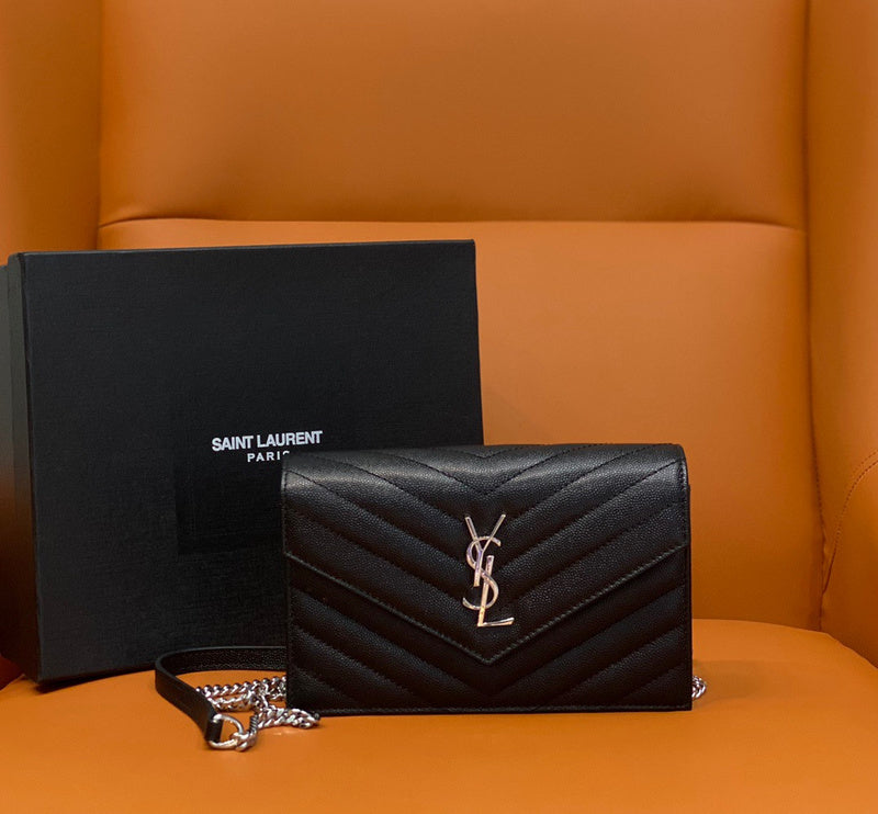 Yves Saint Laurent - Bags