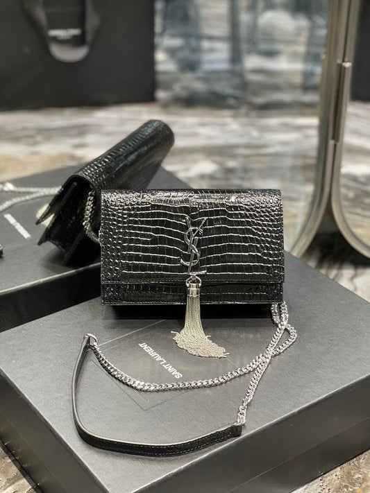 Yves Saint Laurent - Bags