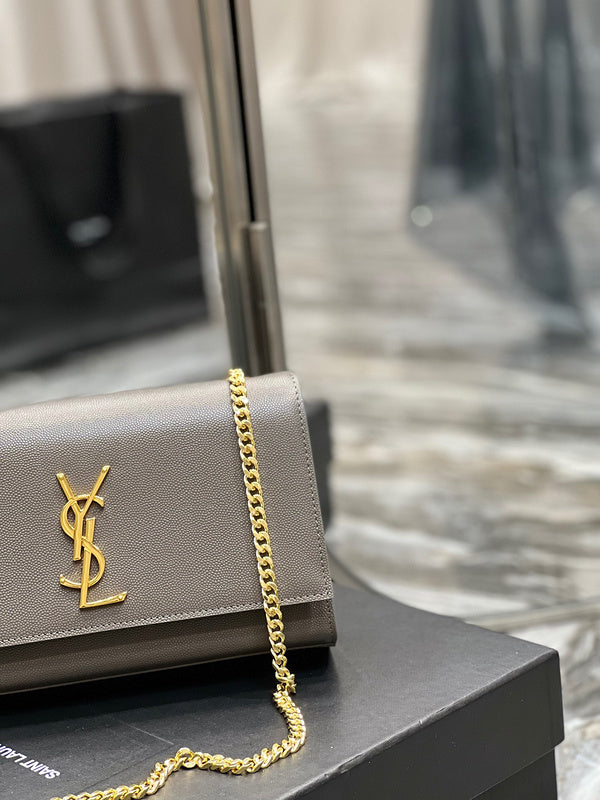 Yves Saint Laurent - Bags