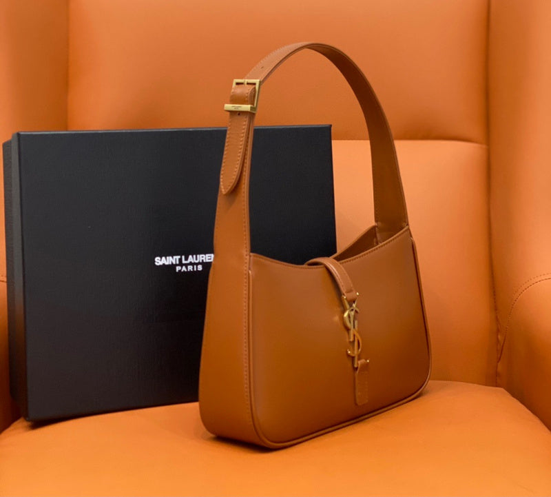 Yves Saint Laurent - Bags
