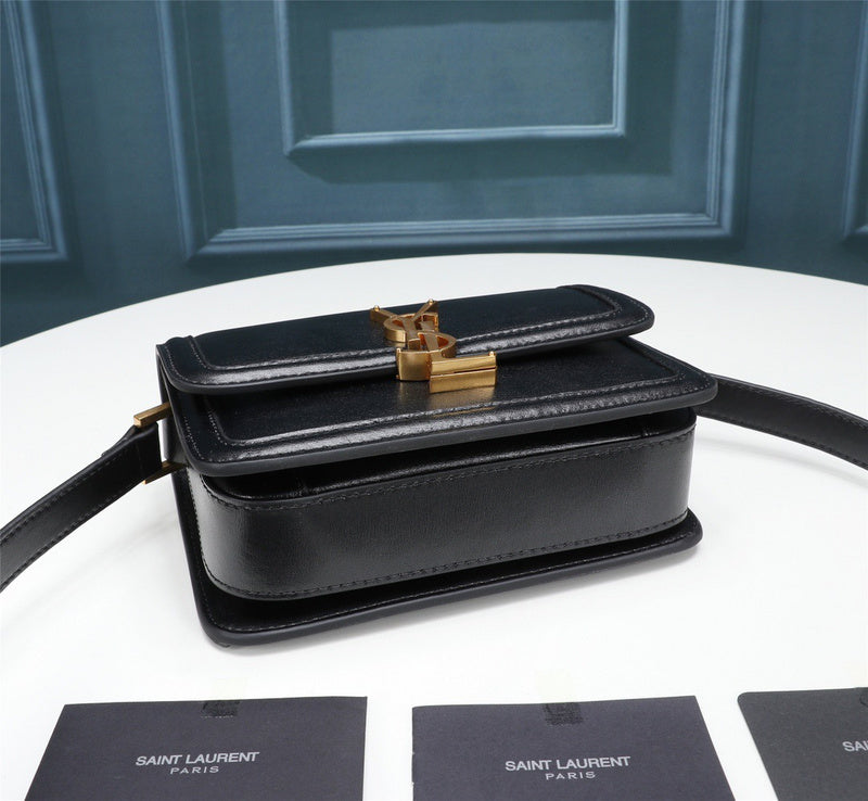 Yves Saint Laurent - Bags