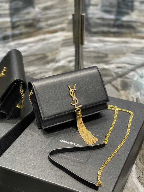 Yves Saint Laurent - Bags