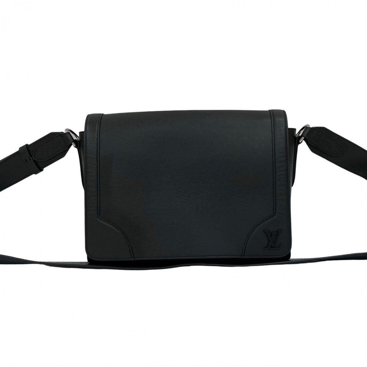LOUIS VUITTON Shoulder Bag leather black Taiga new flap messenger