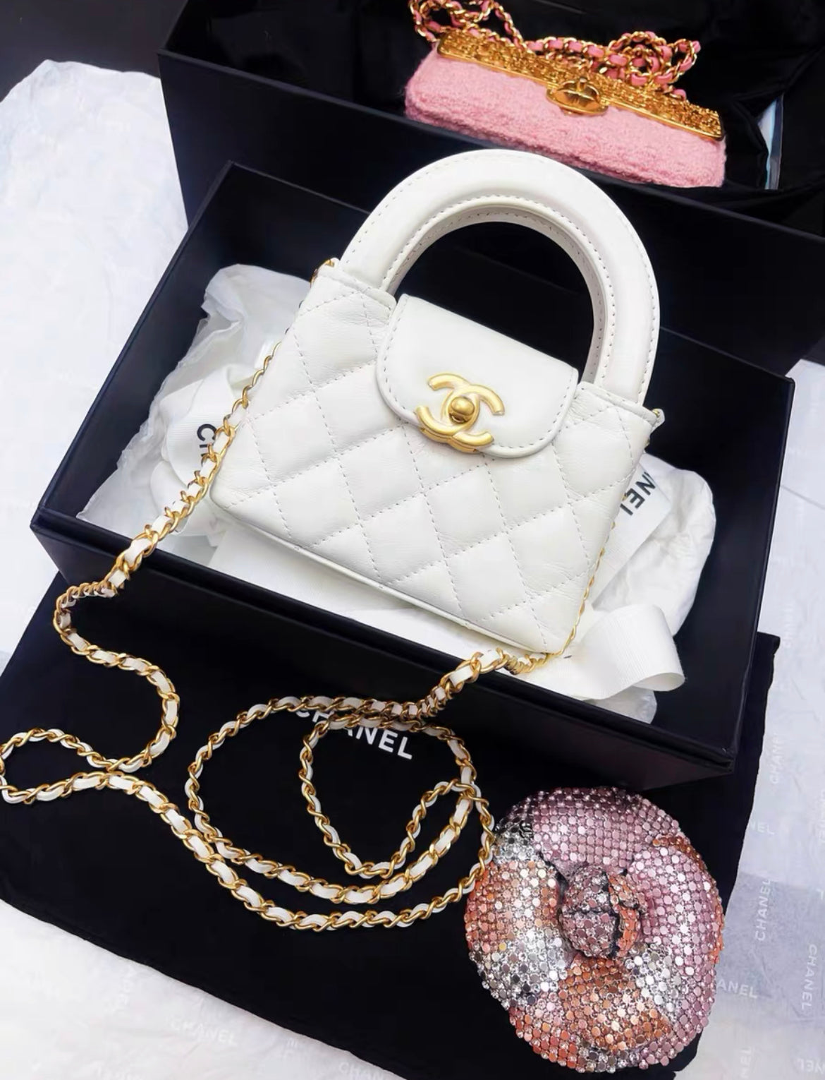 Chanel 24P Mini o Kelly white Quilted Calfskin Brushed Gold Hardware
