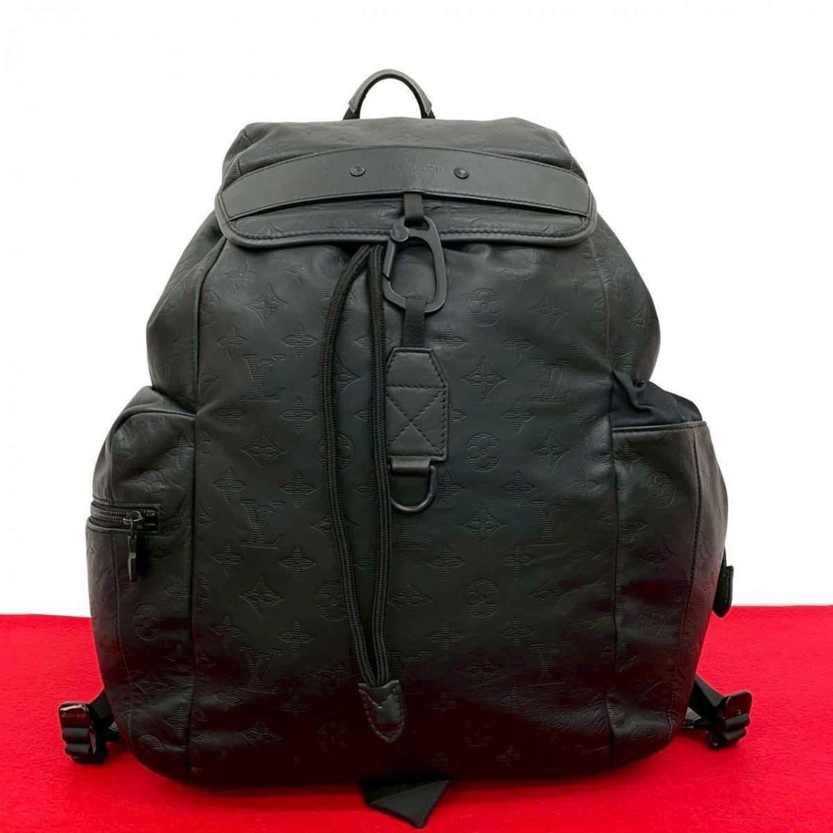 LOUIS VUITTON Backpack leather black Monogram shadow Discovery backpack