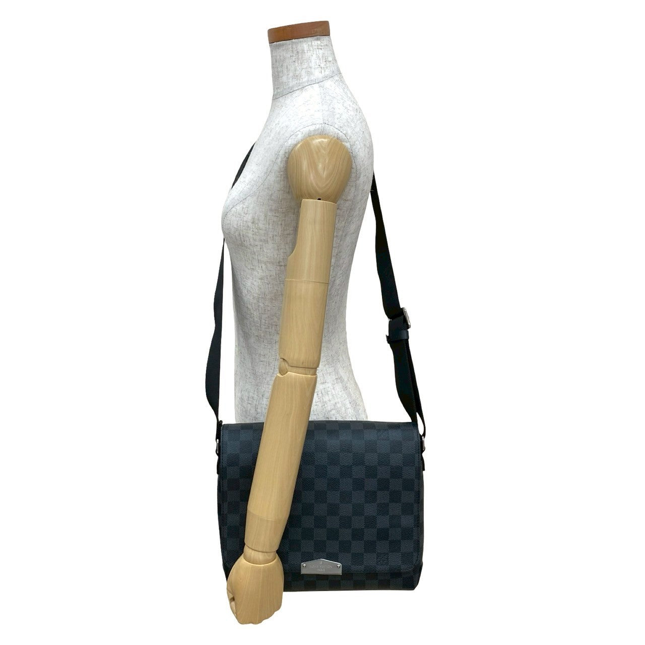 LOUIS VUITTON Shoulder Bag leather black Damier Grafitte District PM