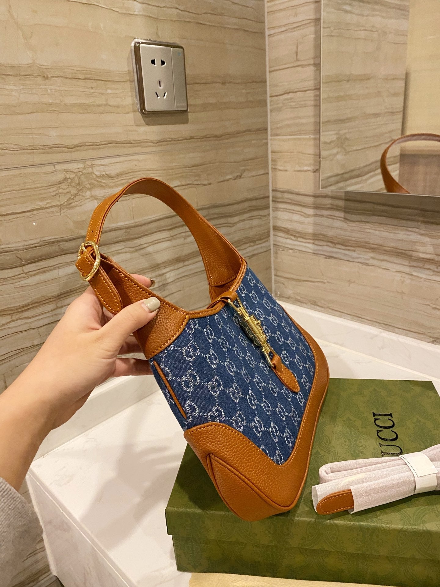 Gucci Arrival Handbag Style 83