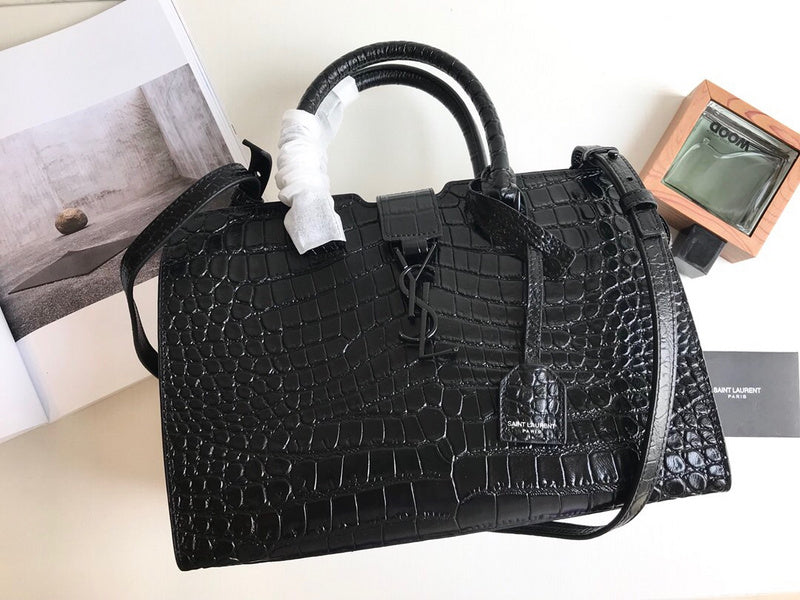 Yves Saint Laurent - Bags