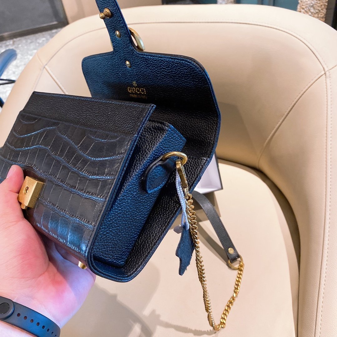 Gucci Arrival Handbag Style 35