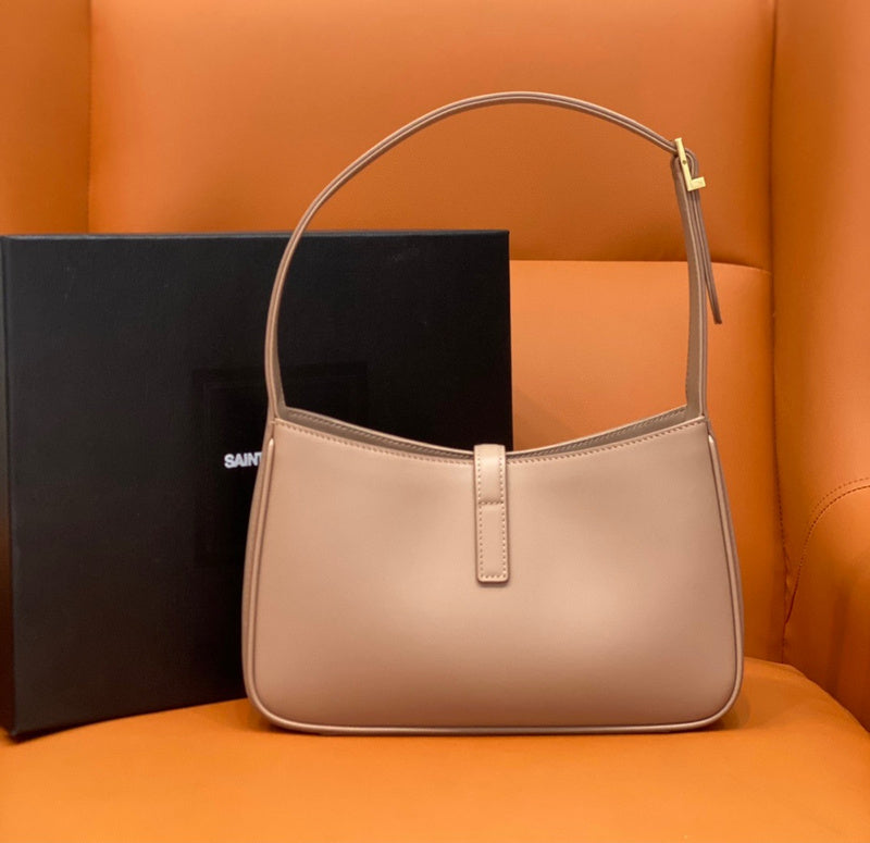 Yves Saint Laurent - Bags