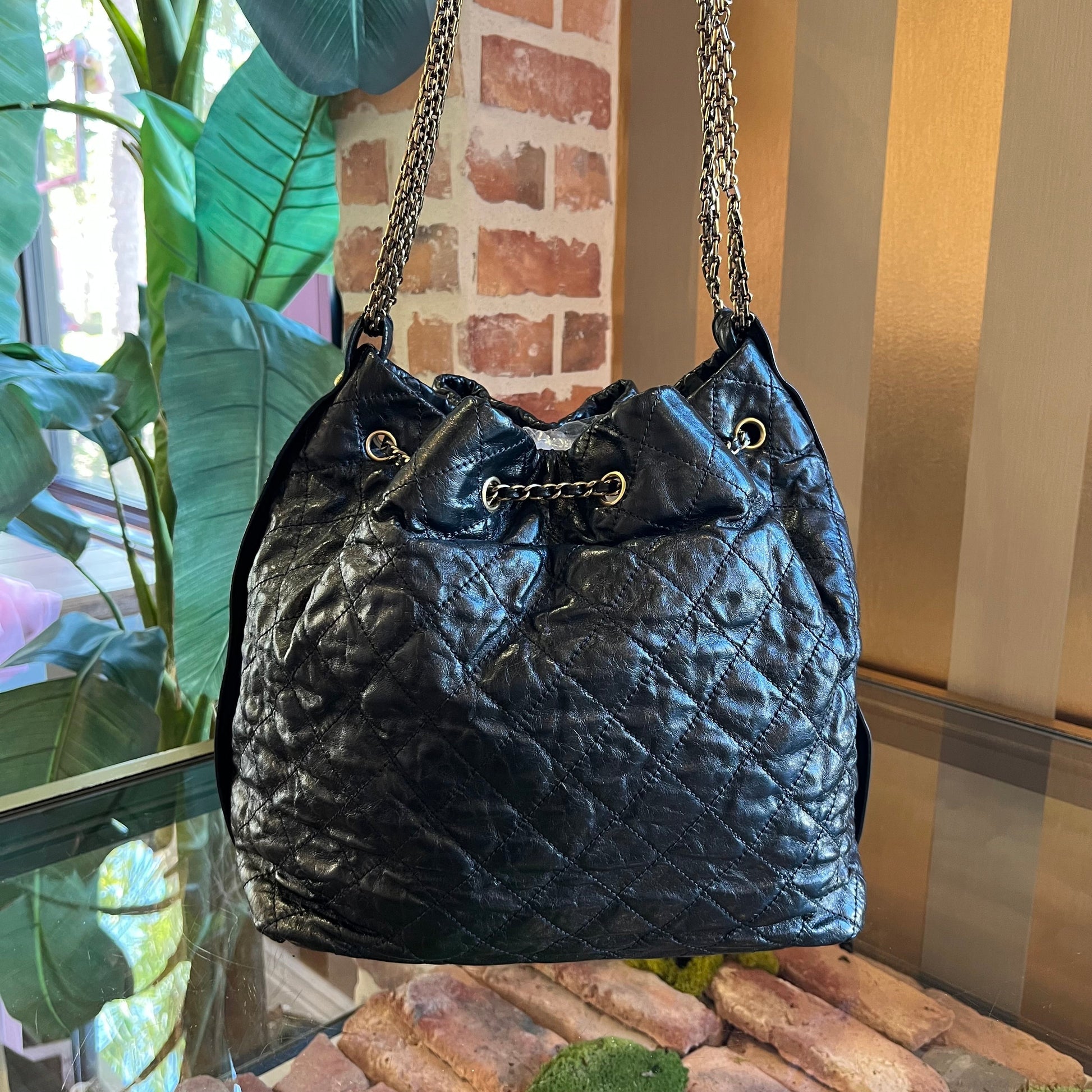 CHANEL Black Leather Drawstring Bucket Bag TS3900