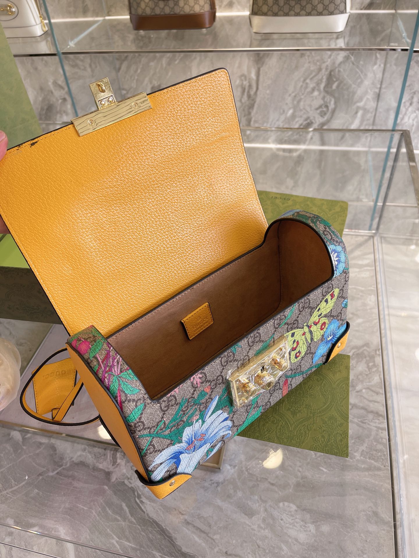 Gucci Arrival Handbag Style 110