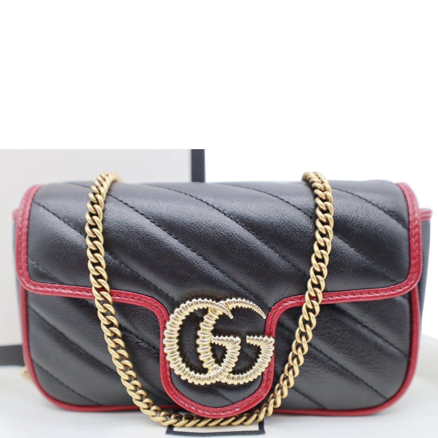 GUCCI GG Marmont Mini Matelass? Leather Shoulder Crossbody Bag Black/Cerise 574969