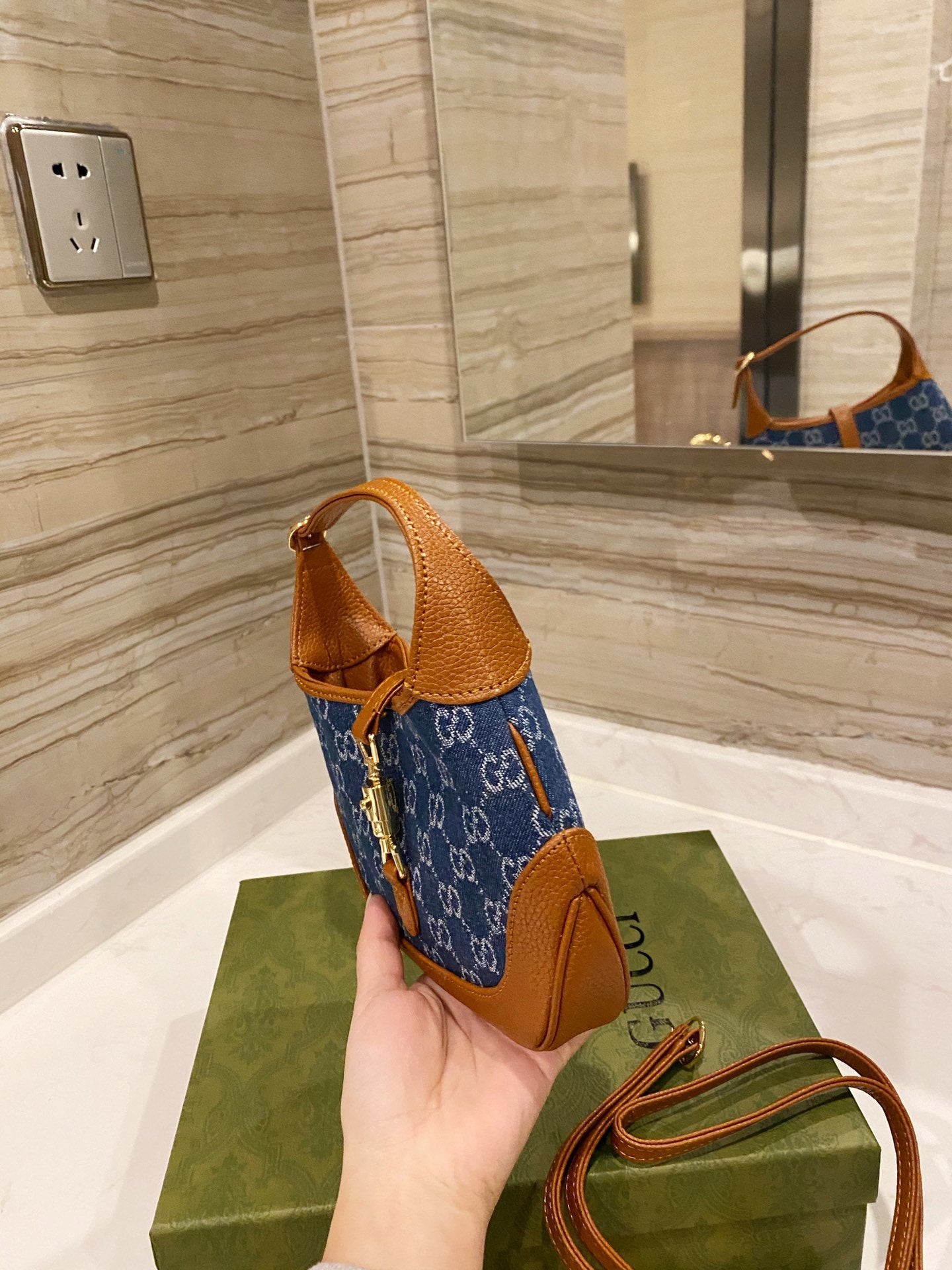 Gucci Arrival Handbag Style 82