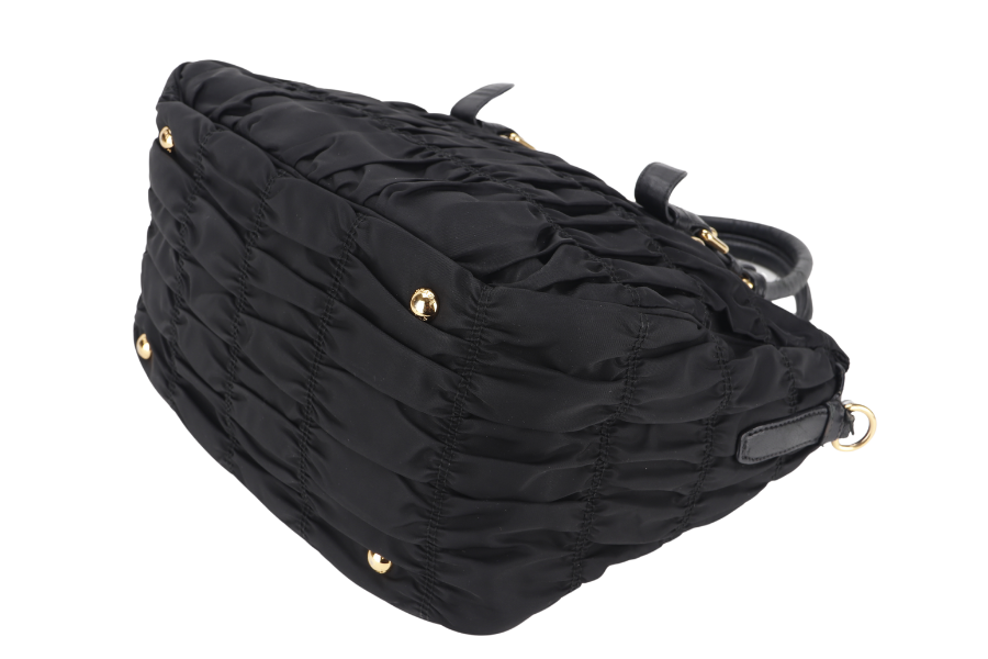 PRADA TESSUTO GAUFRE NYLON NERO (IBA 336) WITH STRAP