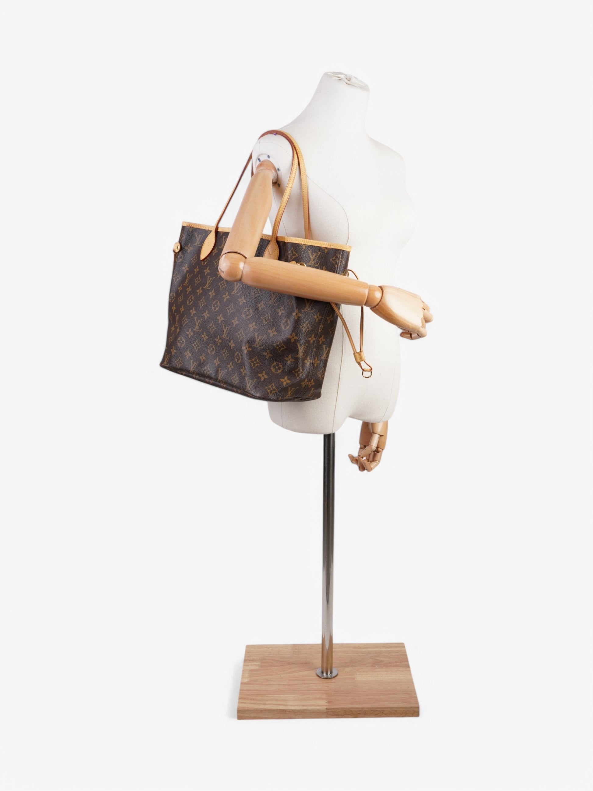 Louis Vuitton Neverfully Monogram Coated Canvas MM