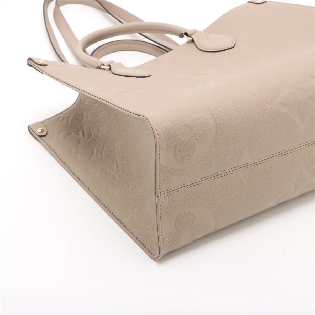 Louis Vuitton Beige Monogram Empreinte Leather OnTheGo MM [Clearance Sale]